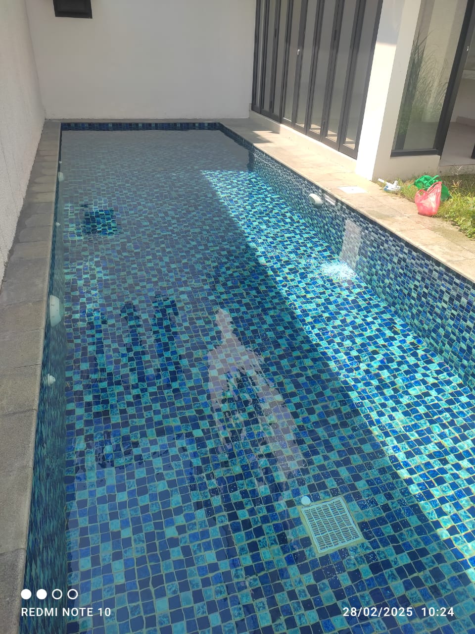 kontraktor kolam renang pondok indah 