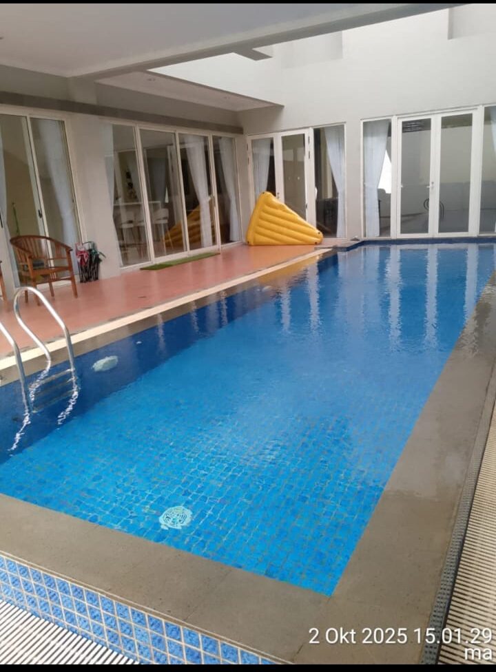 Perawatan Kolam Renang